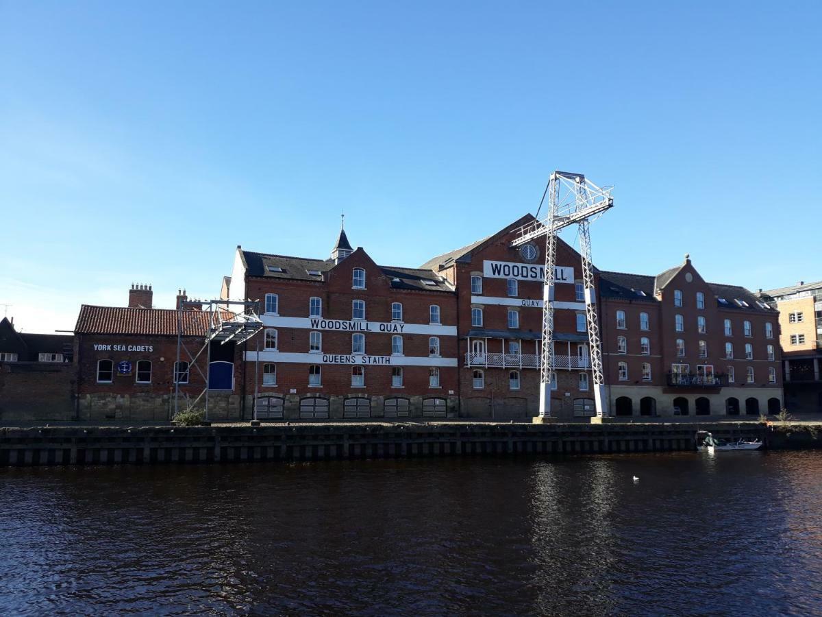 Riverside Apartment York Extérieur photo